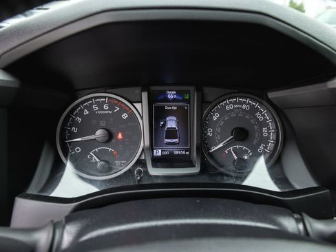 Certified 2022 Toyota Tacoma TRD Sport w/ Technology Package RWD image 16