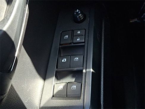 Used 2021 Toyota Tacoma SR image 24