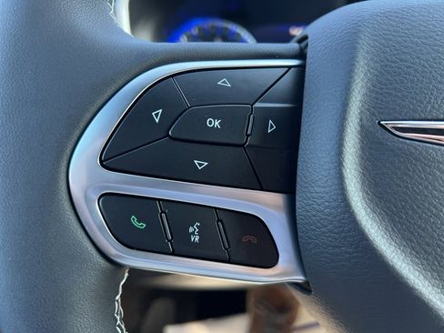 New 2026 Chrysler Pacifica Select image 28