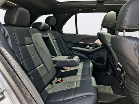 Used 2021 Mercedes-Benz GLE 350 4MATIC w/ Premium Package image 28