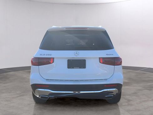 New 2026 Mercedes-Benz GLB 250 4MATIC image 6