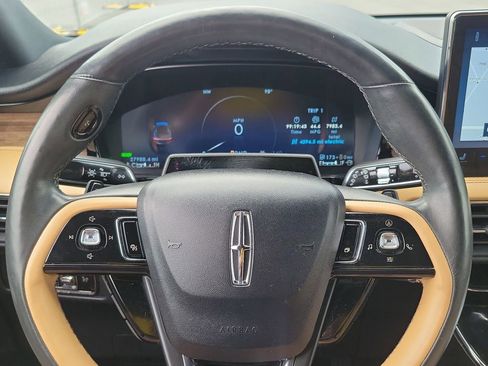 Certified 2023 Lincoln Corsair Grand Touring w/ Equipment Group 302A AWD/4WD image 24