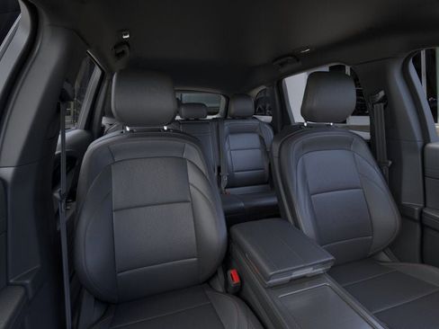 New 2025 Lincoln Nautilus Premier w/ Jet Appearance Package image 10