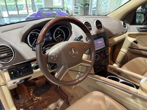 Used 2012 Mercedes-Benz GL 450 4MATIC image 13