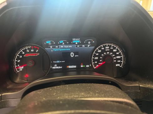 Used 2019 Ford F150 Lariat w/ Equipment Group 502A Luxury AWD/4WD image 4