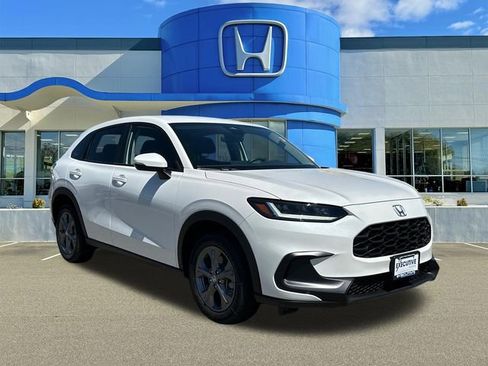 Used 2026 Honda HR-V LX image 1