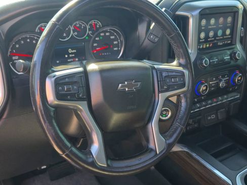 Used 2021 Chevrolet Silverado 1500 LT Trail Boss w/ Convenience Package II AWD/4WD image 23