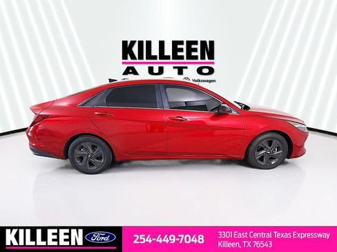 Used 2023 Hyundai Elantra SEL FWD image 10