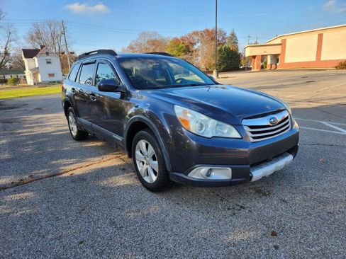 Used 2010 Subaru Outback 2.5i Limited image 5