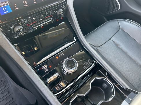 Used 2022 Jeep Grand Cherokee Limited 4xe w/ Luxury Tech Group II image 20