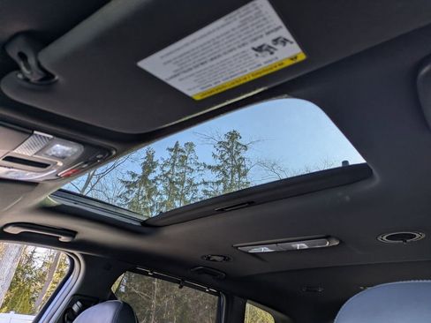 Used 2023 Kia Telluride EX X-Line image 17