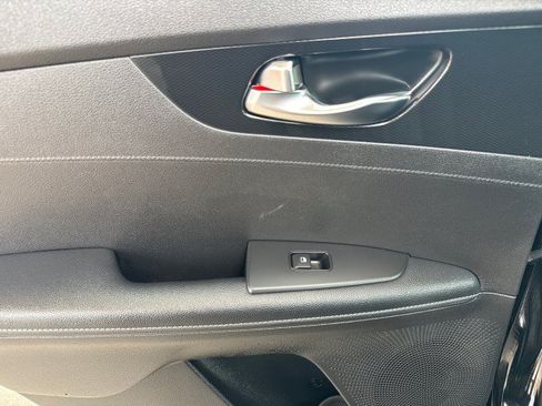 Used 2024 Kia Forte GT-Line w/ GT-Line Premium Package FWD image 6