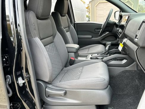 New 2026 Nissan Frontier SV w/ Tow Package AWD/4WD image 21