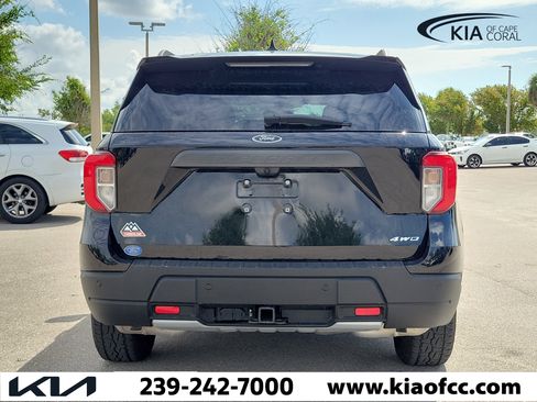 Used 2022 Ford Explorer Timberline w/ Timberline Technology Package AWD/4WD image 4