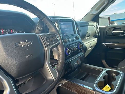 Used 2022 Chevrolet Silverado 1500 LT Trail Boss w/ Bed Protection Package image 14