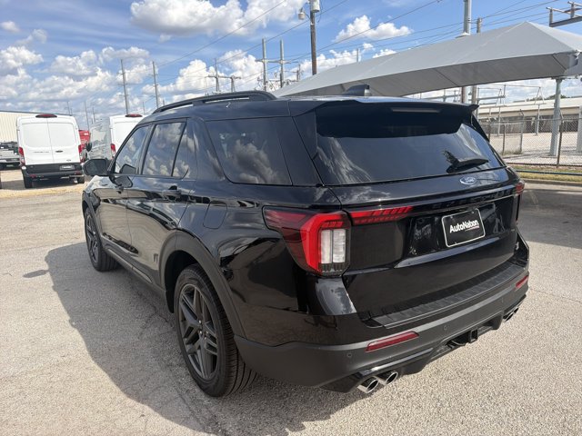 Used 2026 Ford Explorer ST AWD/4WD image 3