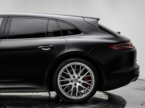 Used 2018 Porsche Panamera Turbo Sport Turismo image 7