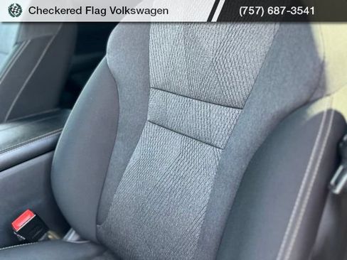 Used 2024 Nissan Rogue SV FWD image 24