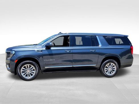 Used 2021 GMC Yukon XL SLT w/ SLT Premium Package AWD/4WD image 6