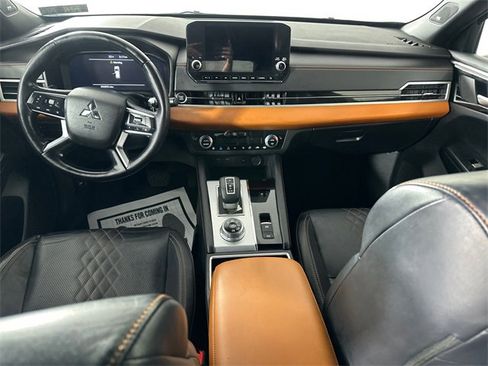 Used 2022 Mitsubishi Outlander SEL image 19