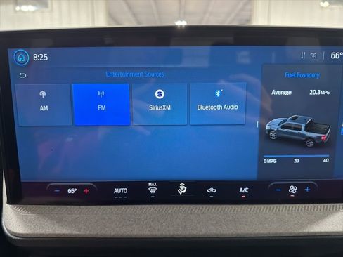 Used 2025 Ford Maverick XLT w/ 4K Tow Package AWD/4WD image 26