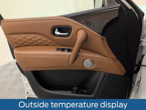 Used 2021 INFINITI QX80 Sensory w/ Cargo Package AWD/4WD image 34