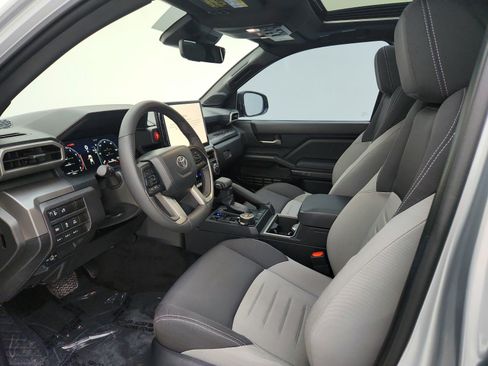 Used 2024 Toyota Tacoma TRD Off-Road w/ TRD Off Road Upgrade Package AWD/4WD image 16