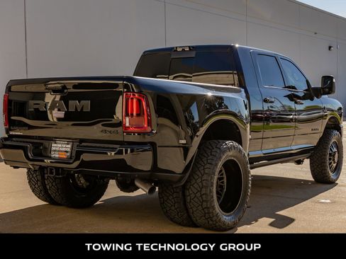 Used 2025 RAM 3500 Laramie image 10