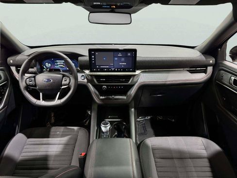 Used 2025 Ford Explorer ST-Line w/ Premium Package RWD image 41