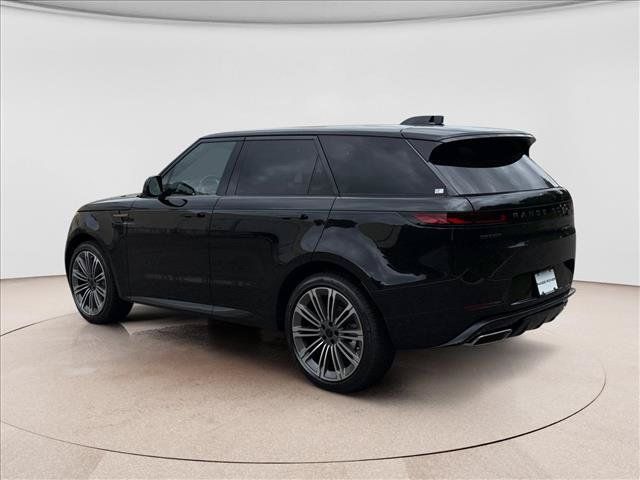 New 2026 Land Rover Range Rover Sport Dynamic SE AWD/4WD image 3