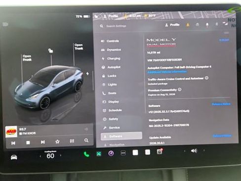 Used 2024 Tesla Model Y Performance AWD/4WD image 54