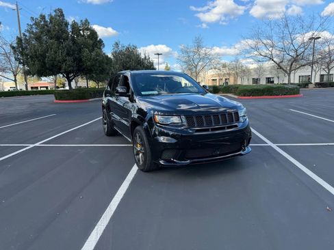 Used 2020 Jeep Grand Cherokee Trackhawk w/ Trailer Tow Group IV image 6