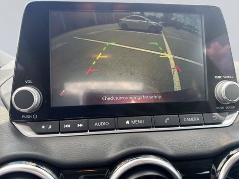 Used 2022 Nissan Sentra SV FWD image 14