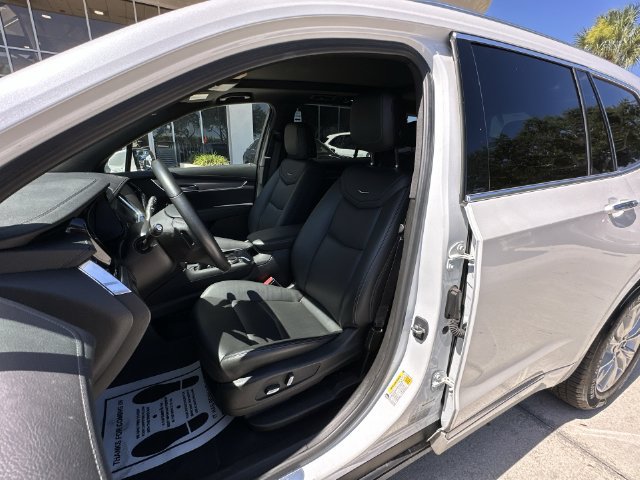 Used 2023 Cadillac XT6 Luxury FWD image 19