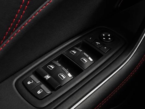 Used 2022 Maserati Levante Modena AWD/4WD image 30