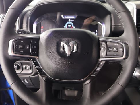 Used 2025 RAM 1500 Laramie w/ Night Edition AWD/4WD image 3