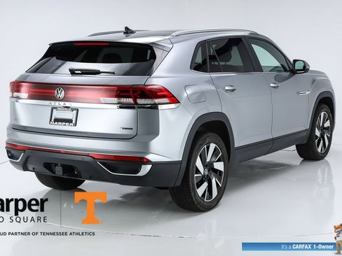 Used 2024 Volkswagen Atlas Cross Sport SE AWD/4WD image 47