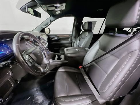 Used 2022 Chevrolet Suburban Z71 image 18