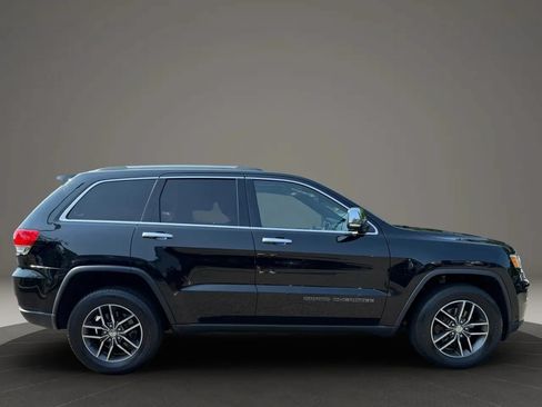 Used 2018 Jeep Grand Cherokee Limited AWD/4WD image 4
