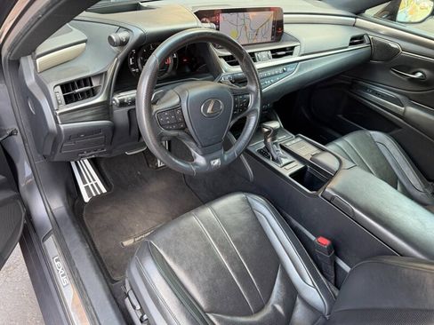 Used 2019 Lexus ES 350 F Sport FWD image 2