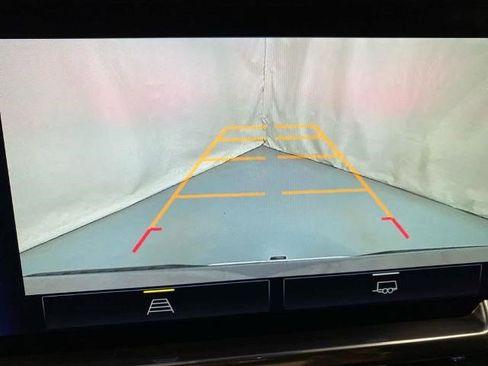 Certified 2024 Chevrolet Silverado 1500 LT image 18