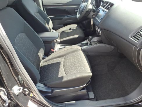 Used 2025 Mitsubishi Outlander Sport SE AWD/4WD image 6