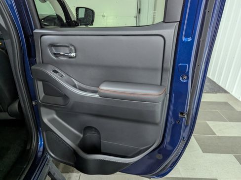 Used 2023 Nissan Frontier PRO-4X w/ Pro-4X Premium Package image 28