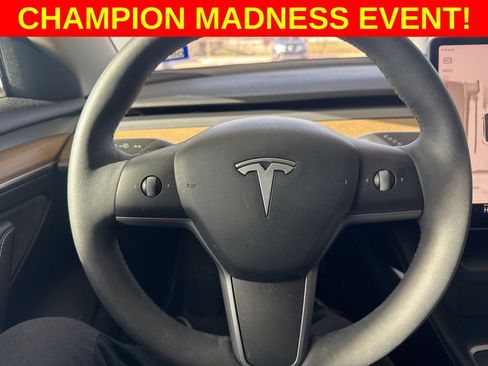 Used 2022 Tesla Model 3 Long Range image 15