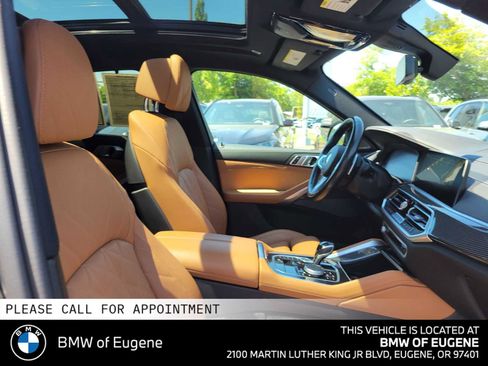 Used 2023 BMW X6 M50i w/ Parking Assistance Package AWD/4WD image 10