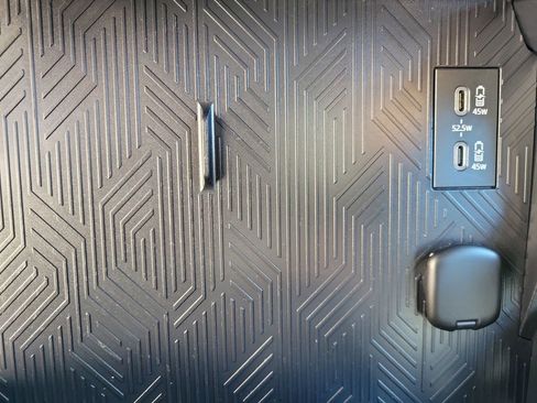 Used 2025 Toyota Tacoma SR5 image 30