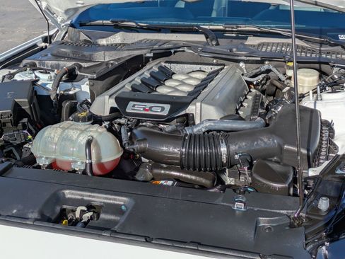 Used 2016 Ford Mustang GT Premium image 30