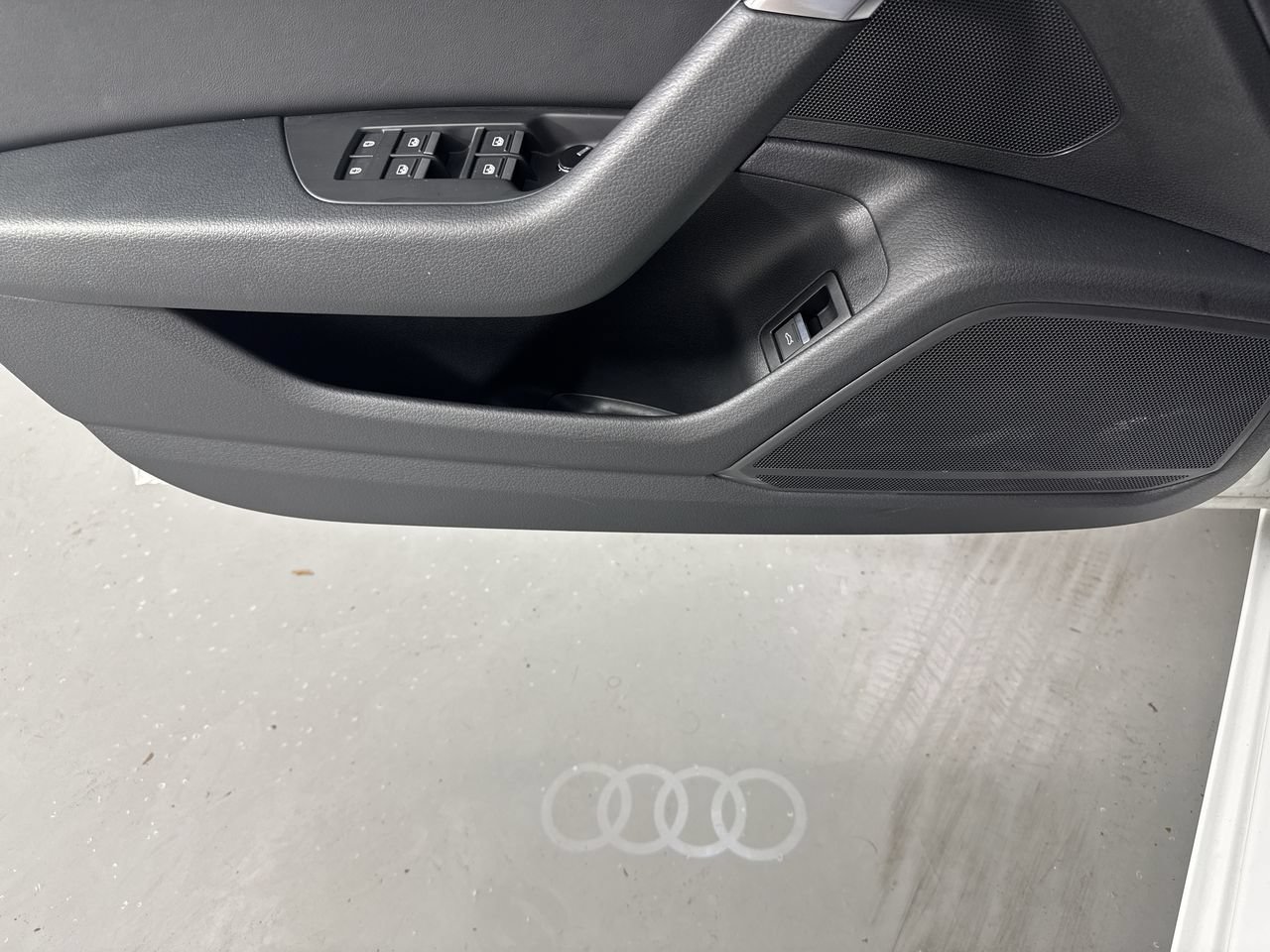 Used 2023 Audi A6 2.0T Premium w/ Convenience Package AWD/4WD image 18
