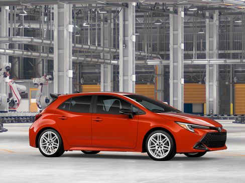 New 2026 Toyota Corolla SE FWD image 15