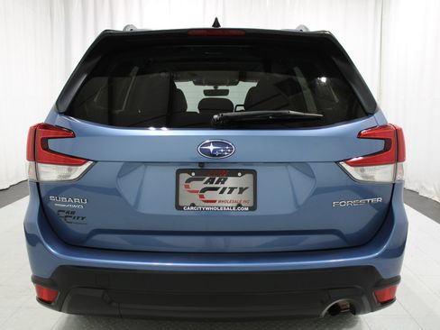 Used 2024 Subaru Forester Premium AWD/4WD image 7